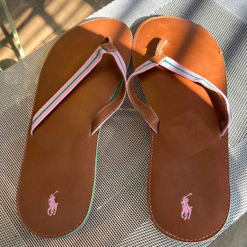 Leather size 10 Ralph Lauren flip flops like new